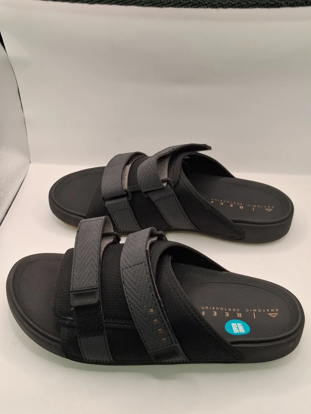 Reef Avila Two Bar Mens Blackout Color Super Comfy Sandals Size 9US 8UK  NIB
